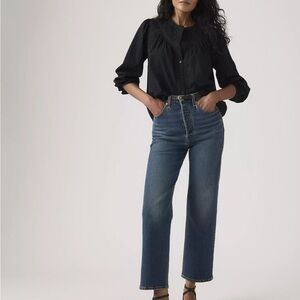 Levi’s Ribcage straight High-Rise Straight Leg Jeans in Medium Blue